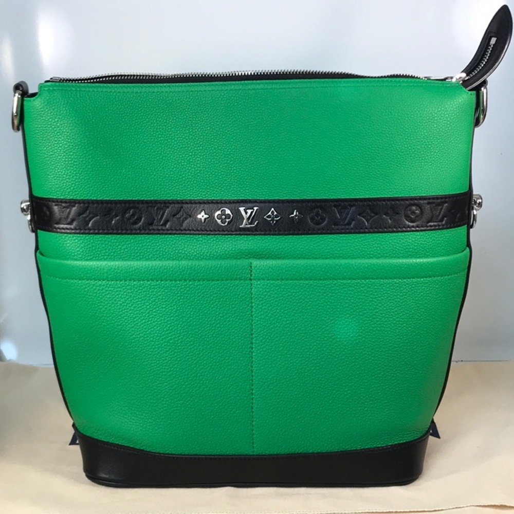 Authentic Louis Vuitton Cruiser GM in Motion Green - from Spring/Summer 2021